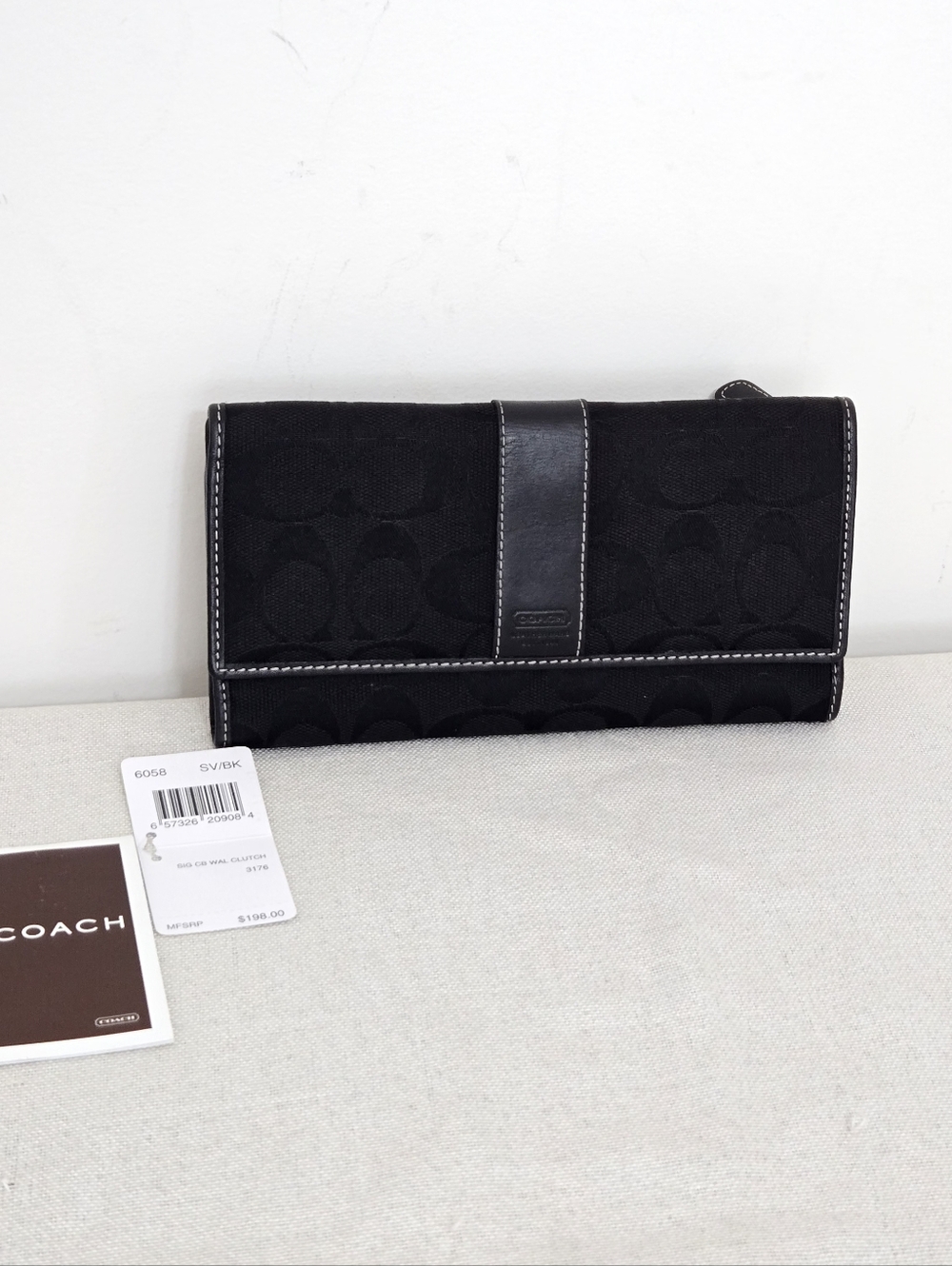 COACH Signature Jacquard Leather Trifold Clutch Wallet Card Organizer Checkbook